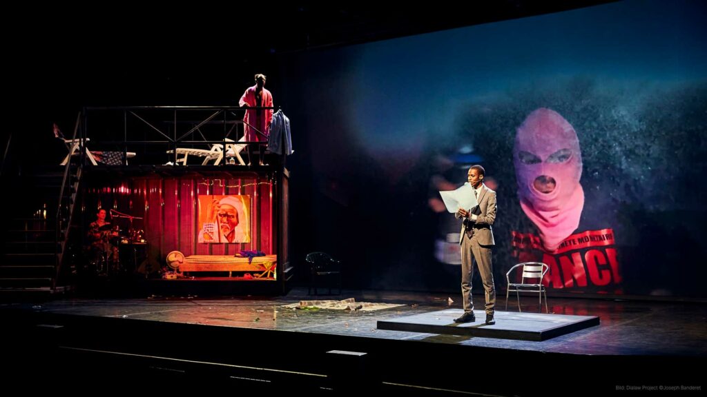 DIALAW-PROJECT - performance de danse-théâtre 7 dialaw project